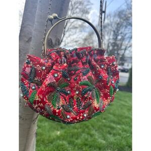 Vintage Style Beaded Floral Evening Bag Red Kiss Lock Crossbody Pouch Handbag